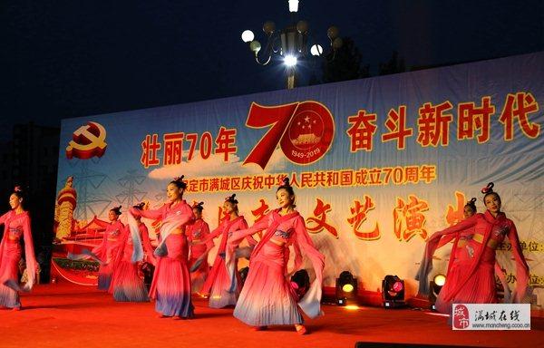 无胶水做假水大PK，小高的仙气又解压，却被罚巧克力化妆？无硼砂游戏画面